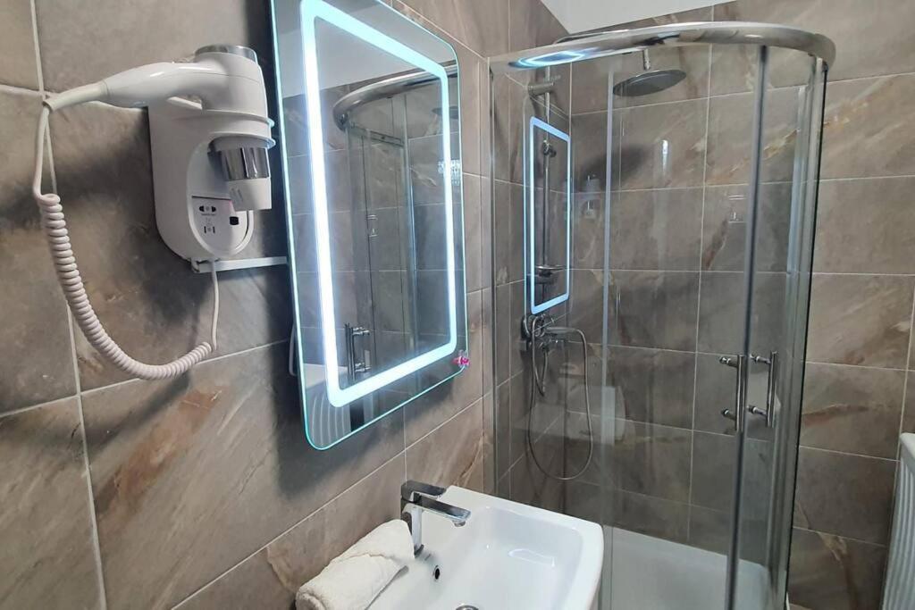 Alezzy Reasort Luxury Apartment 81 Prima Linie La Mare Năvodari Esterno foto