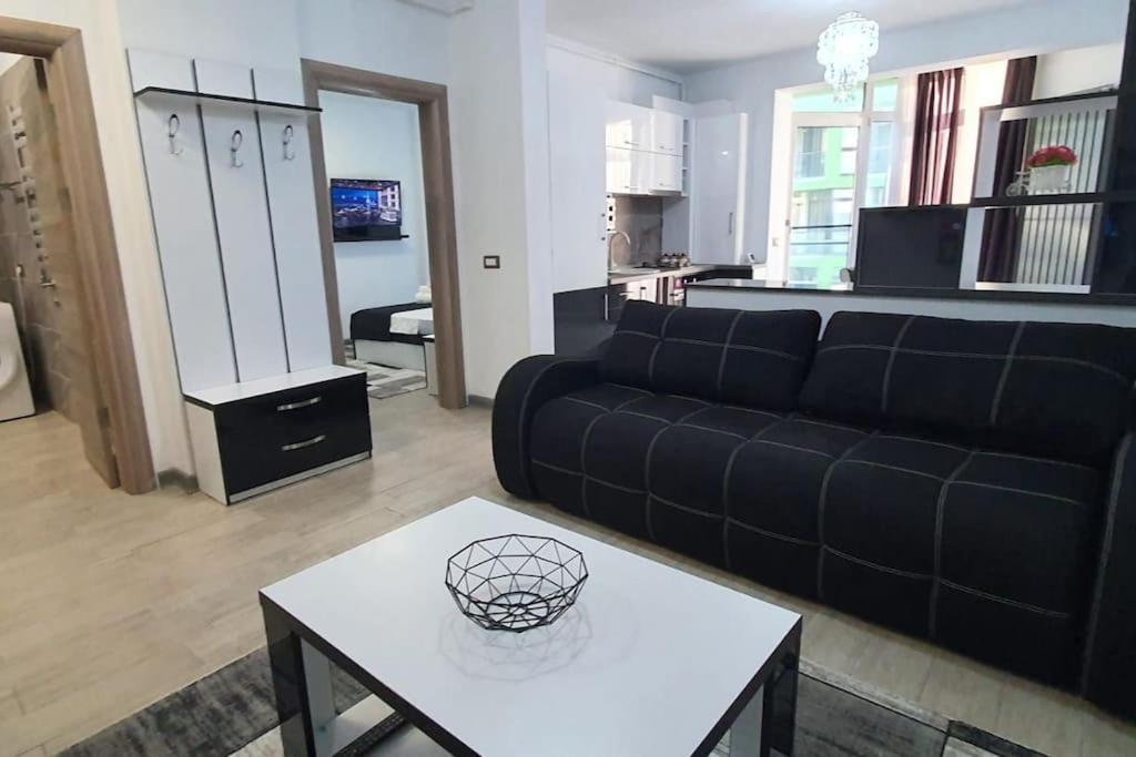 Alezzy Reasort Luxury Apartment 81 Prima Linie La Mare Năvodari Esterno foto