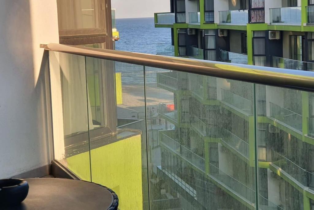 Alezzy Reasort Luxury Apartment 81 Prima Linie La Mare Năvodari Esterno foto