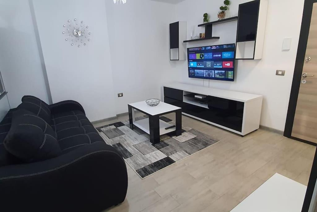 Alezzy Reasort Luxury Apartment 81 Prima Linie La Mare Năvodari Esterno foto